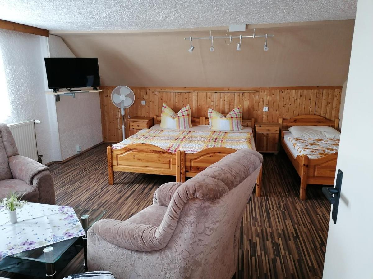 Mittelndorf Ferienwohnung Felsblick מראה חיצוני תמונה